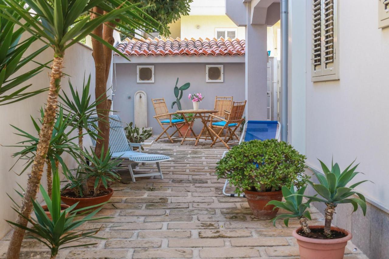 Donnalucata Casa Vacanze Exteriör bild